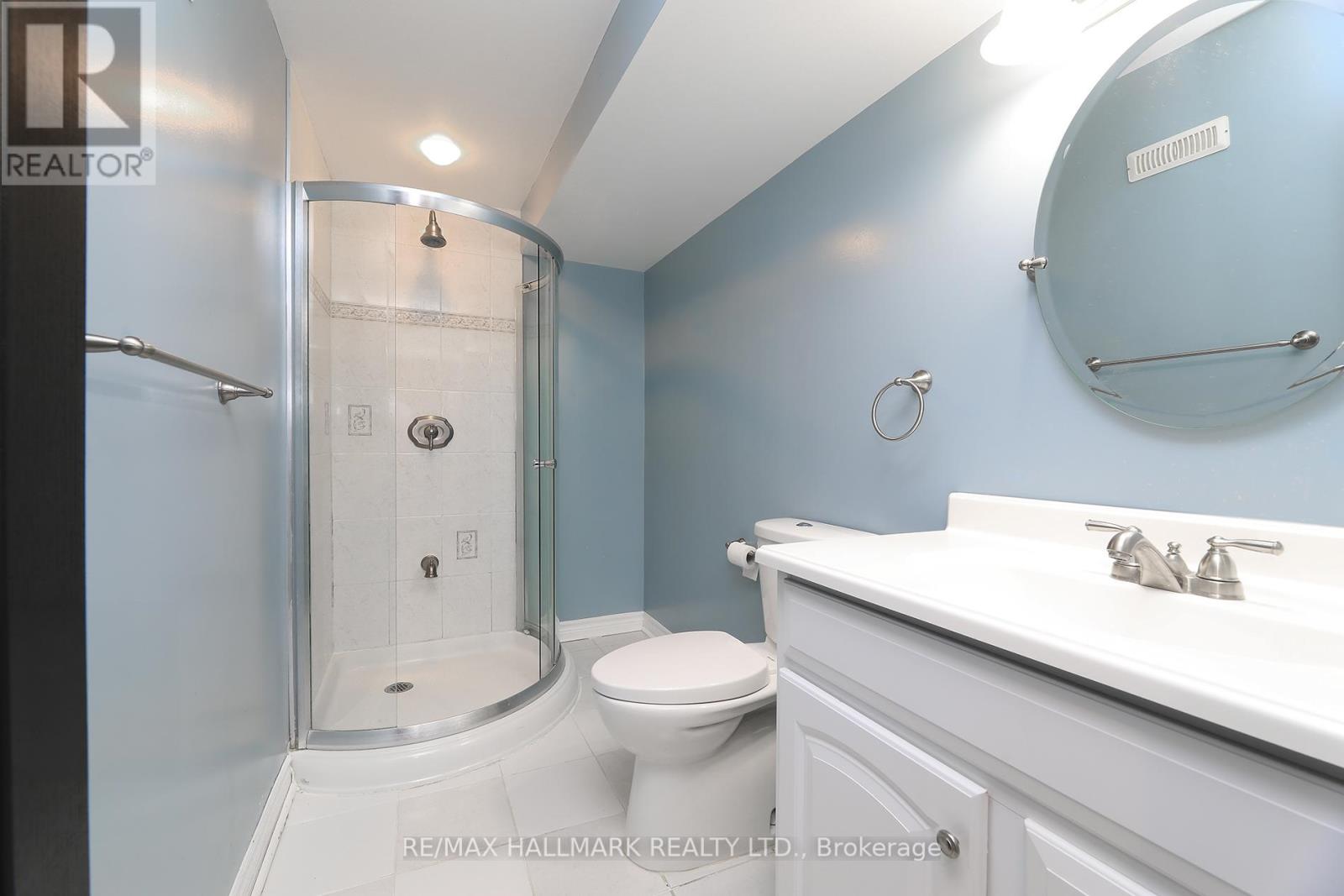 Photo 11 of Lower 64 Madeira Avenue, Vaughan ON