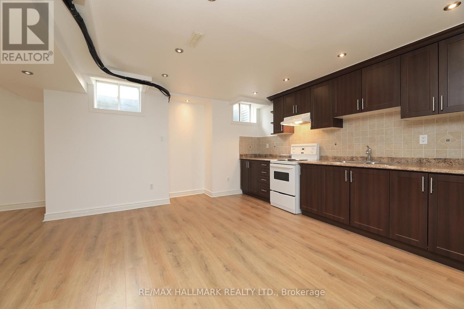 Photo 6 of Lower 64 Madeira Avenue, Vaughan ON