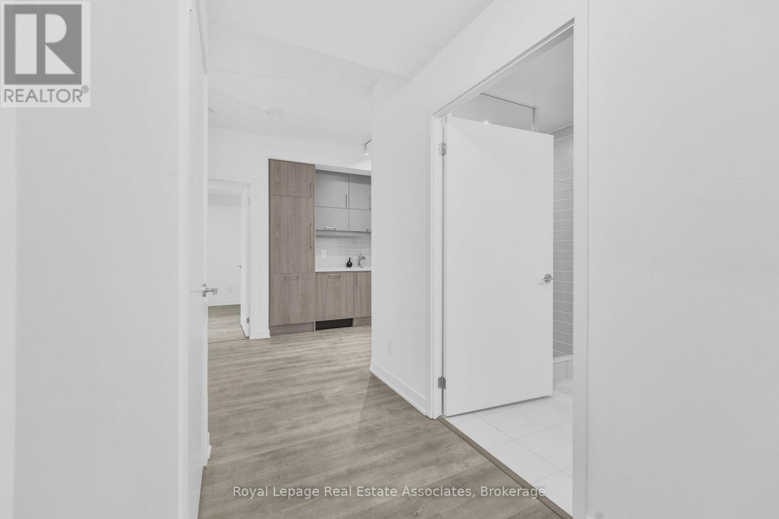 Photo 15 of 738 8119 Birchmount Road, Markham ON
