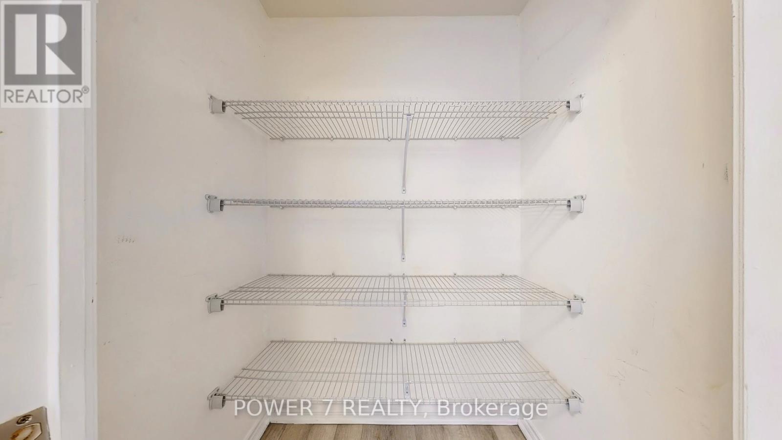 Photo 19 of 803 9245 Jane Street, Vaughan ON