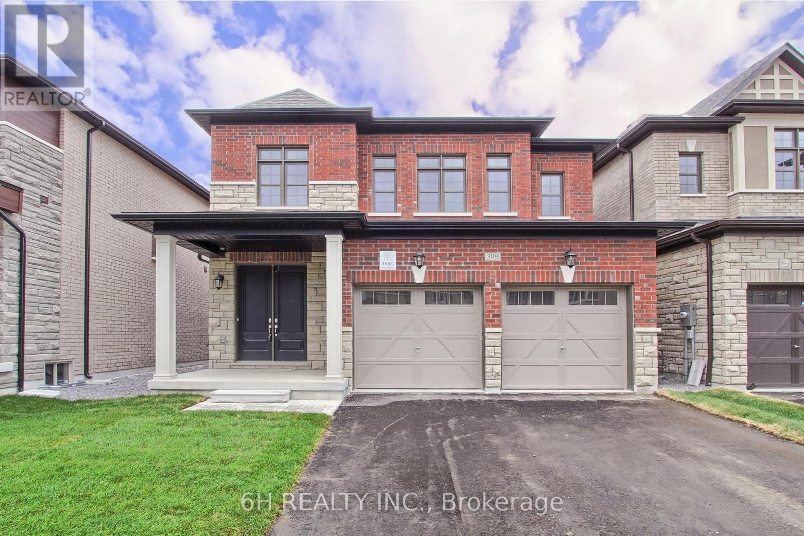 Photo 1 of 309 Boundary Boulevard, Whitchurchstouffville ON