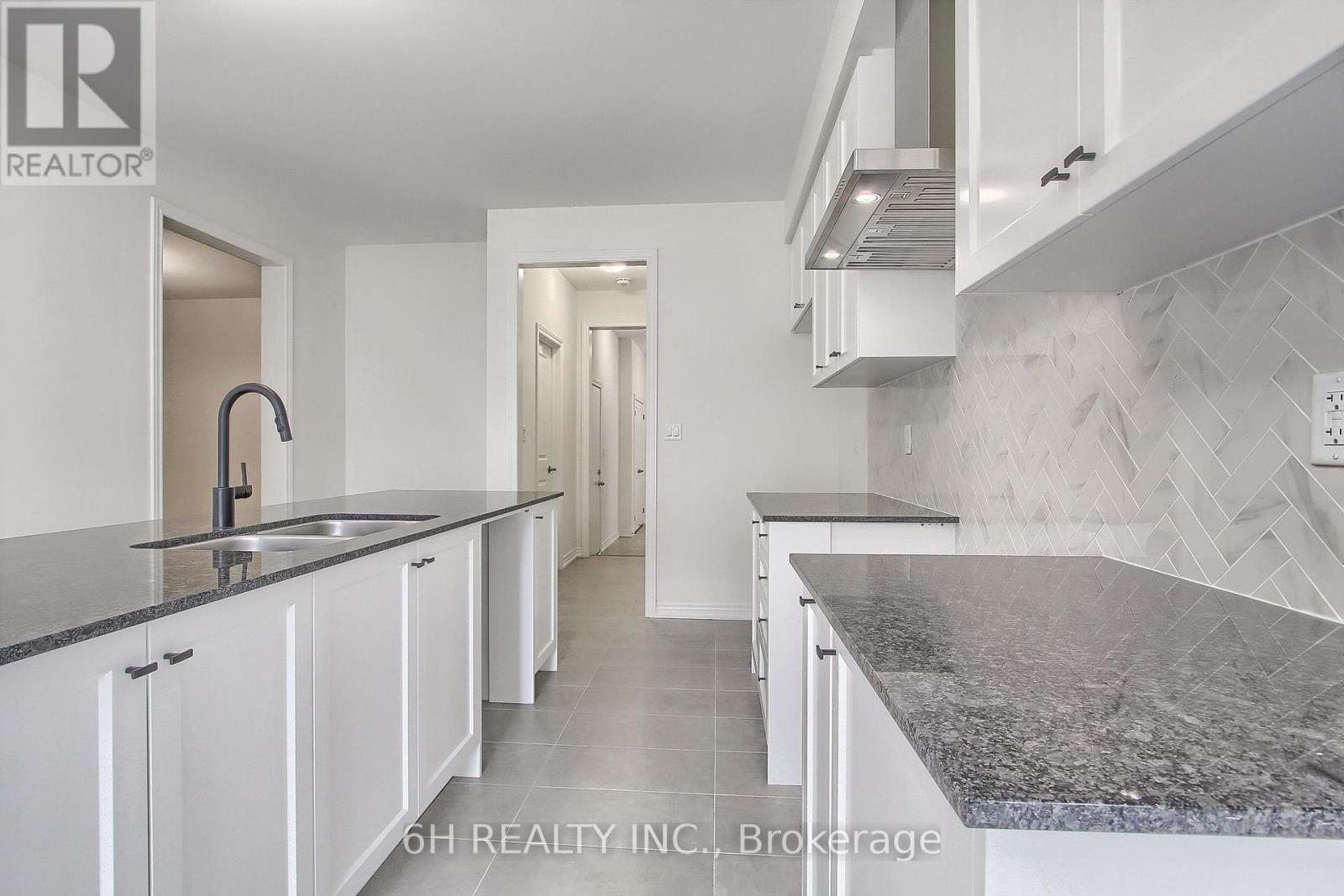 Photo 15 of 309 Boundary Boulevard, Whitchurchstouffville ON