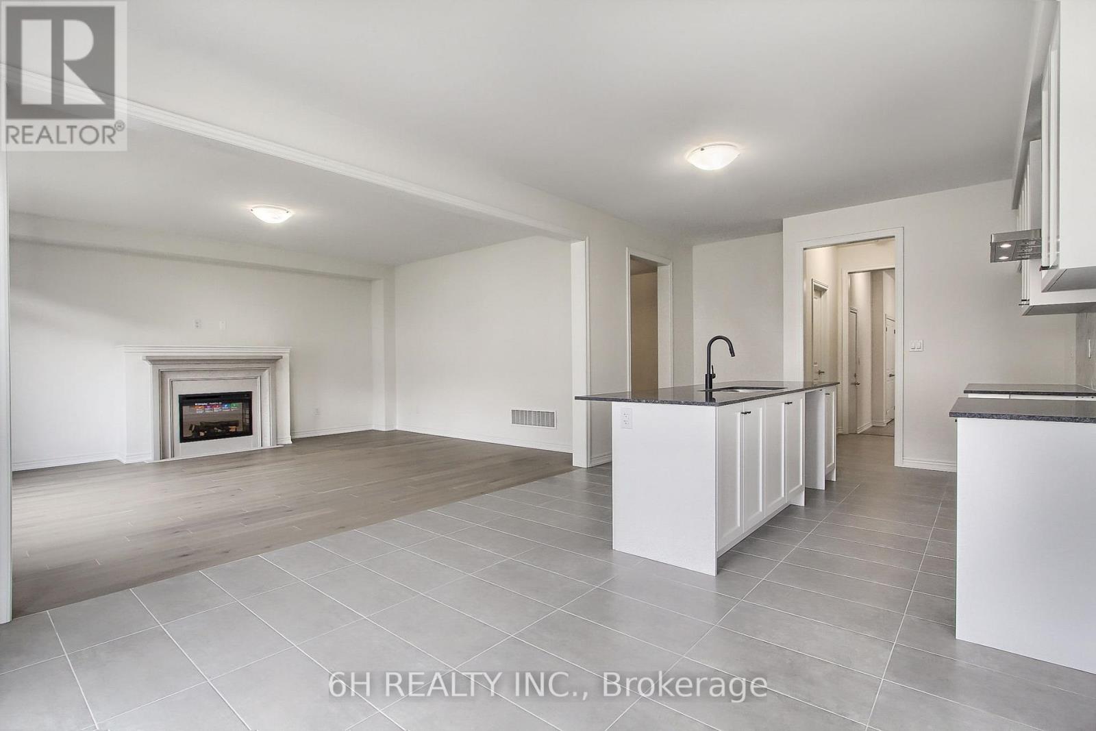 Photo 19 of 309 Boundary Boulevard, Whitchurchstouffville ON