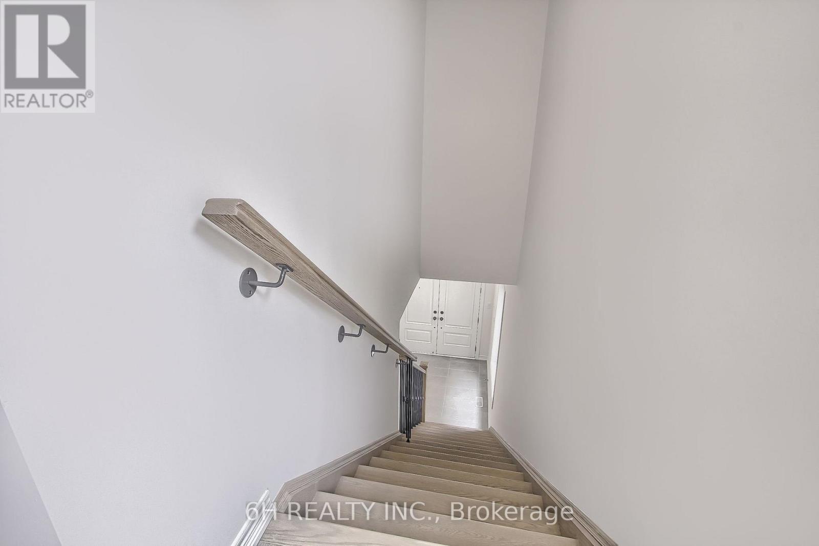 Photo 26 of 309 Boundary Boulevard, Whitchurchstouffville ON