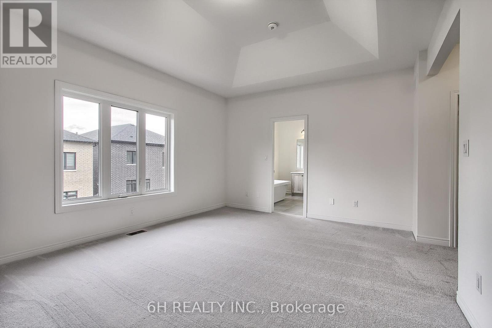 Photo 30 of 309 Boundary Boulevard, Whitchurchstouffville ON