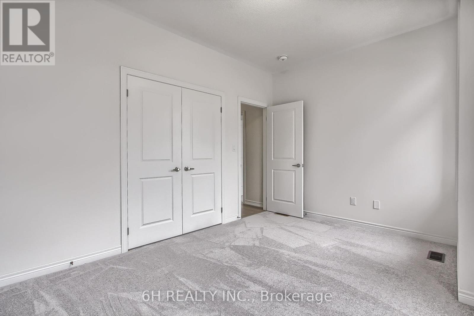 Photo 39 of 309 Boundary Boulevard, Whitchurchstouffville ON