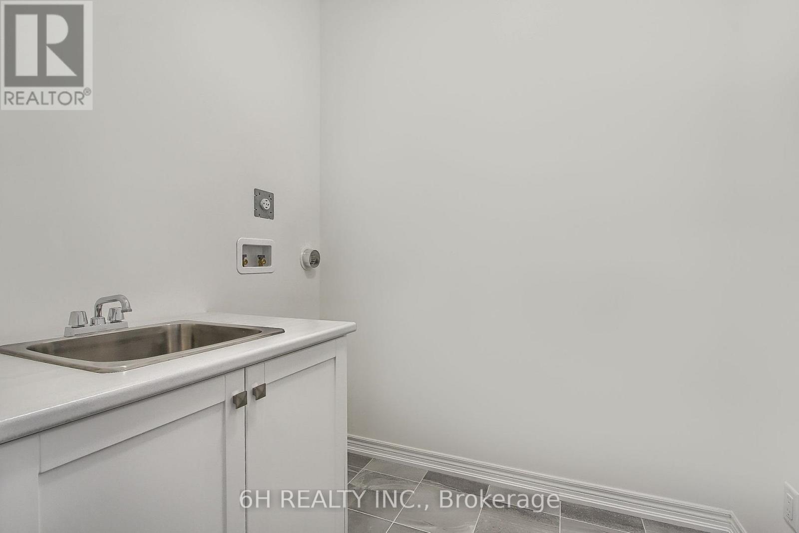Photo 43 of 309 Boundary Boulevard, Whitchurchstouffville ON