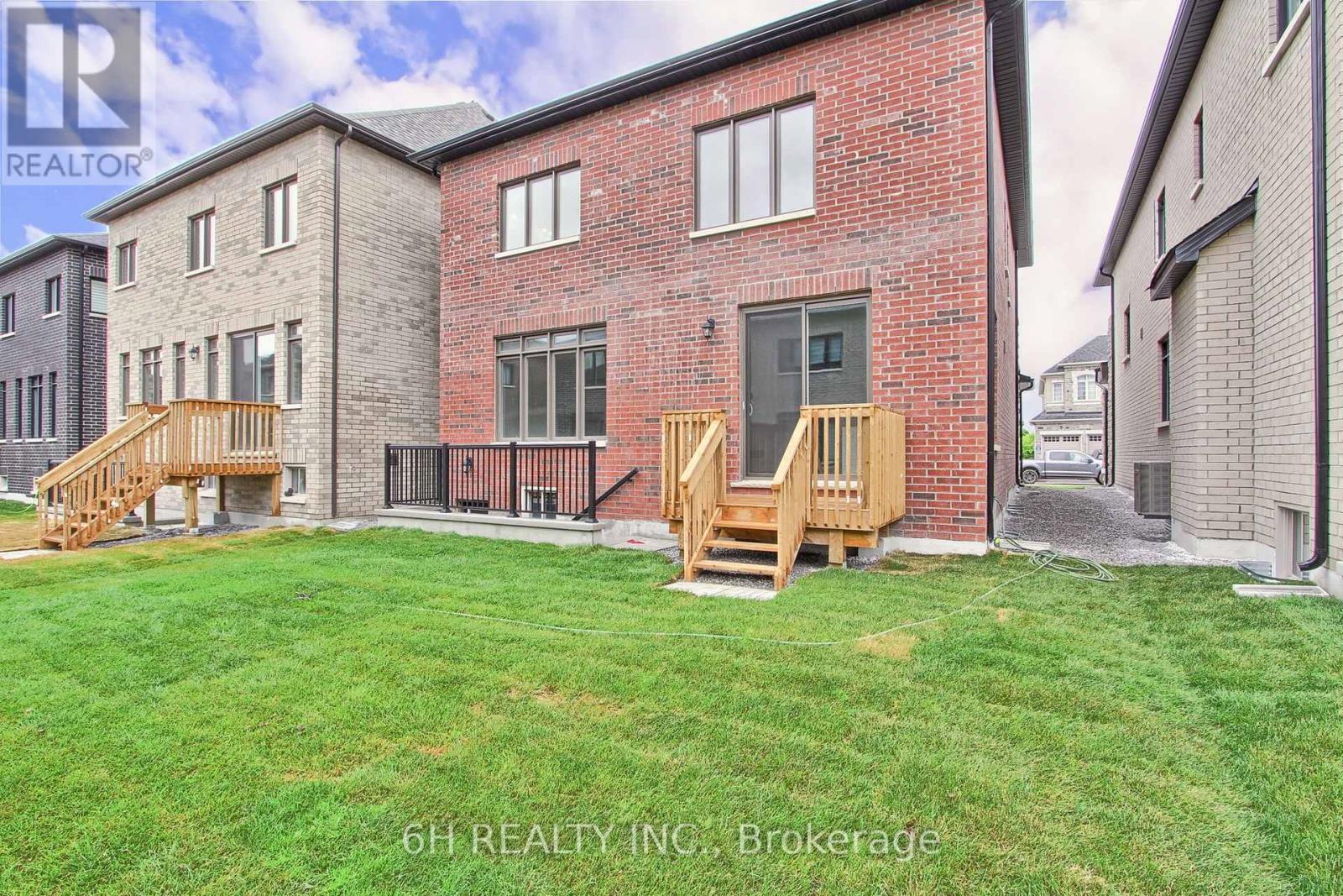 Photo 48 of 309 Boundary Boulevard, Whitchurchstouffville ON