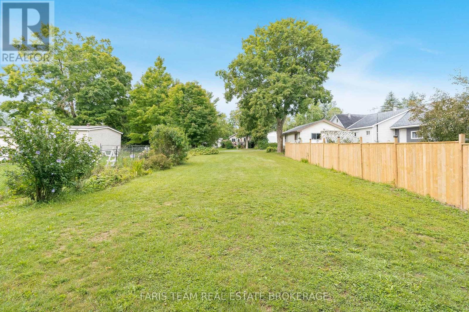 Photo 5 of 305 Ouida Street, Tay ON
