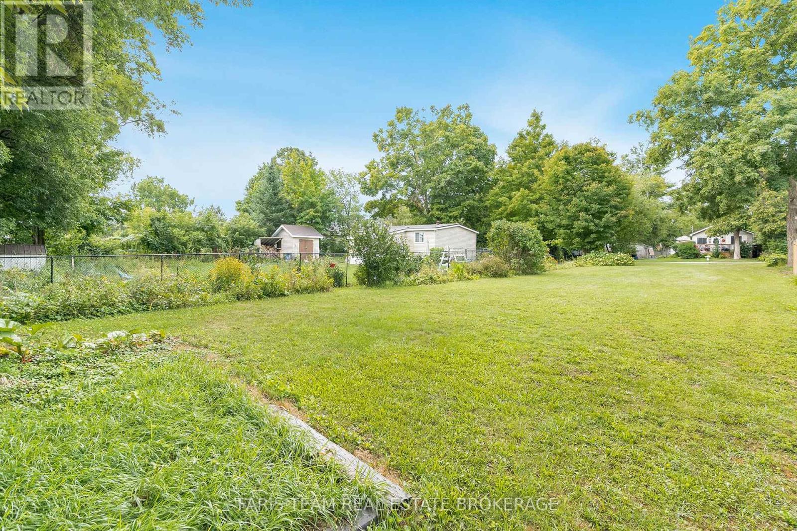 Photo 6 of 305 Ouida Street, Tay ON