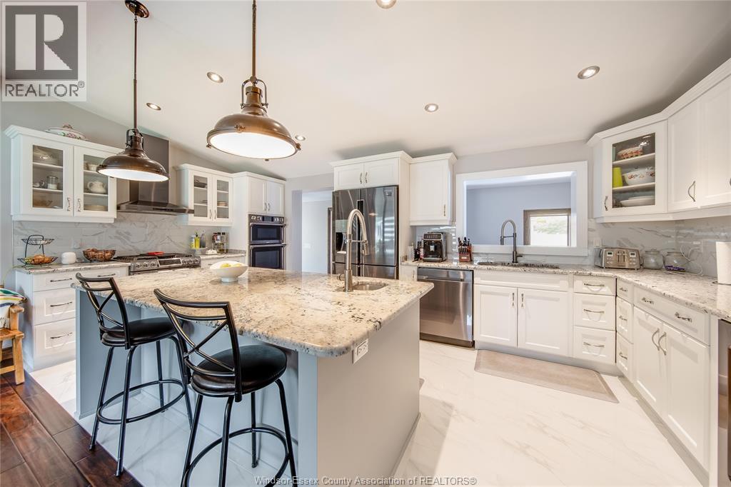 Photo 11 of 1555 Stratford Court, Windsor ON