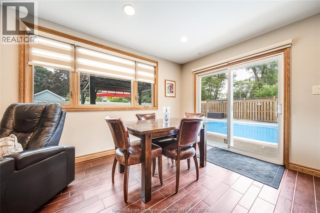 Photo 23 of 1555 Stratford Court, Windsor ON