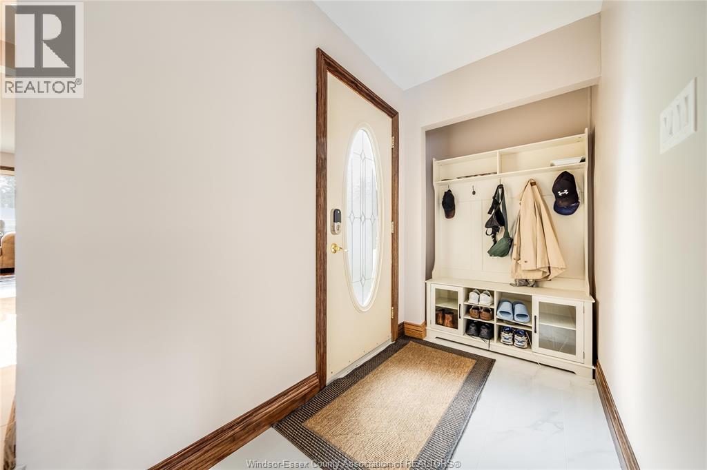 Photo 25 of 1555 Stratford Court, Windsor ON