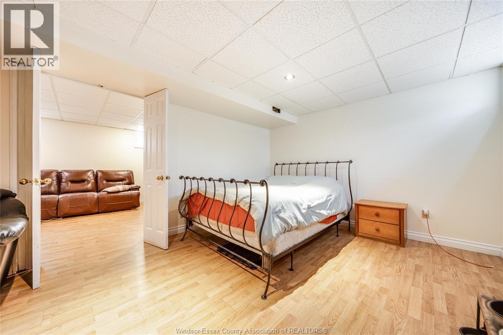 Photo 29 of 1555 Stratford Court, Windsor ON