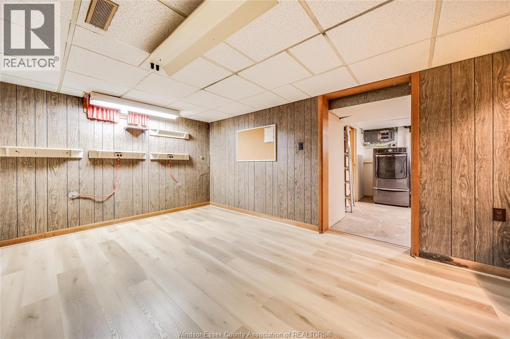 Photo 35 of 1555 Stratford Court, Windsor ON