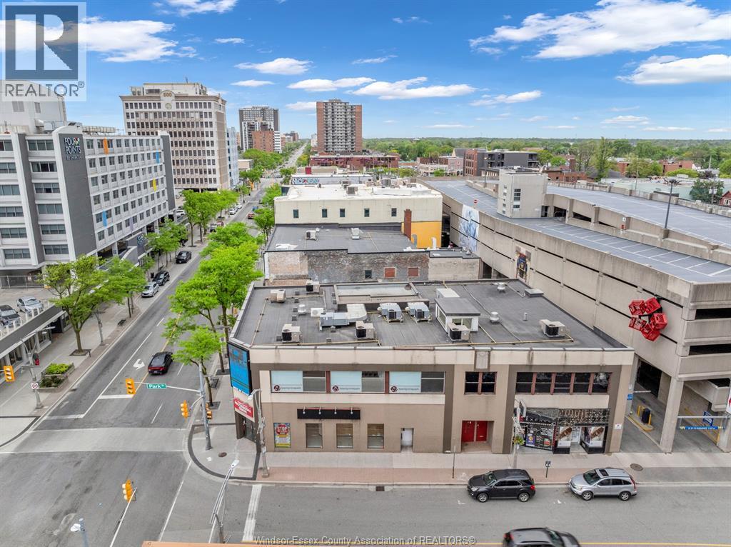 Photo 26 of 401 Ouellette Avenue, Windsor ON