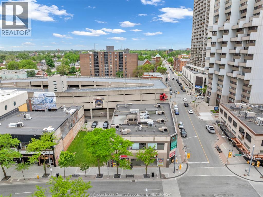 Photo 27 of 401 Ouellette Avenue, Windsor ON