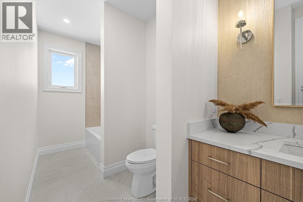 Photo 27 of 3685 Farrow Avenue, Windsor ON