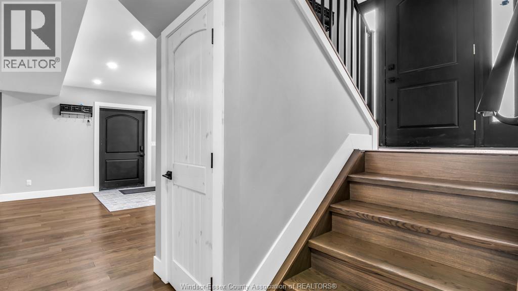 Photo 21 of 384 Erie View, Harrow ON