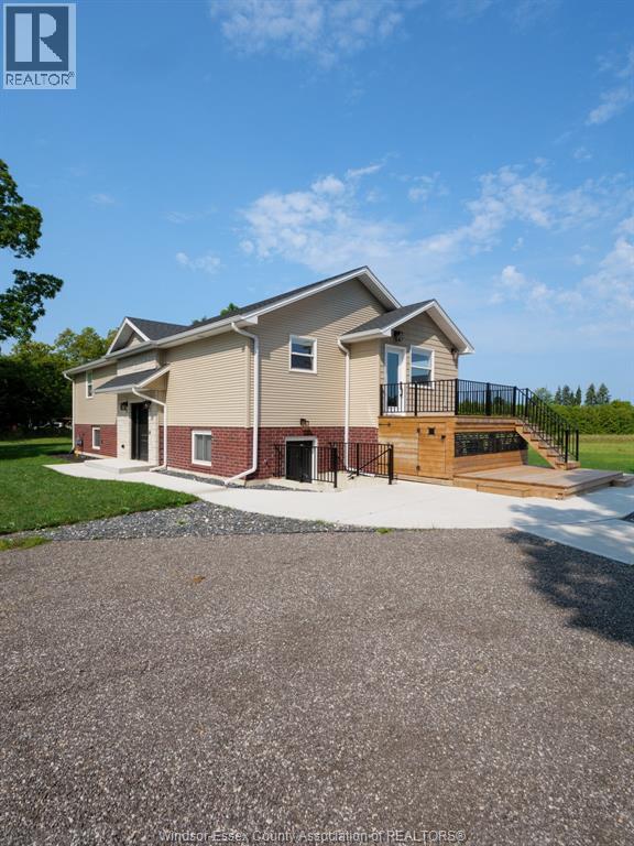 Photo 35 of 384 Erie View, Harrow ON