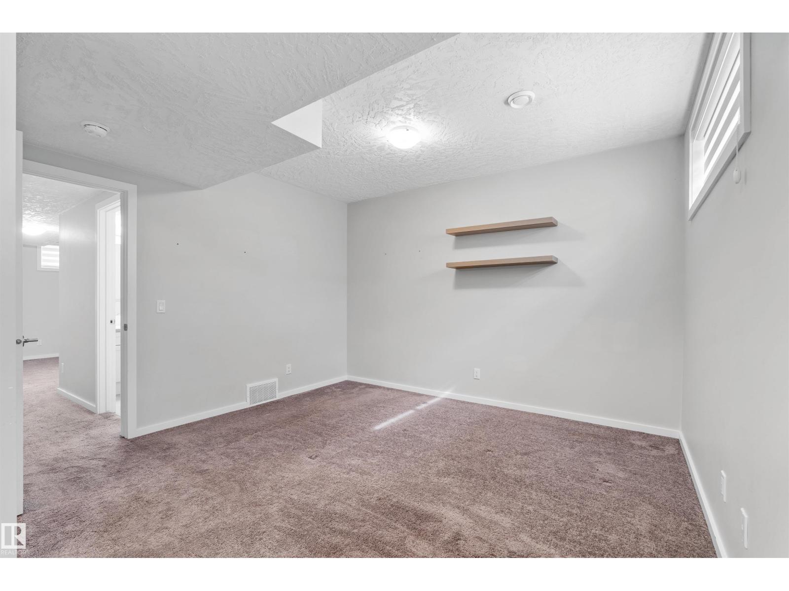 Photo 28 of 3072 Paisley Green Gr Sw, Edmonton AB
