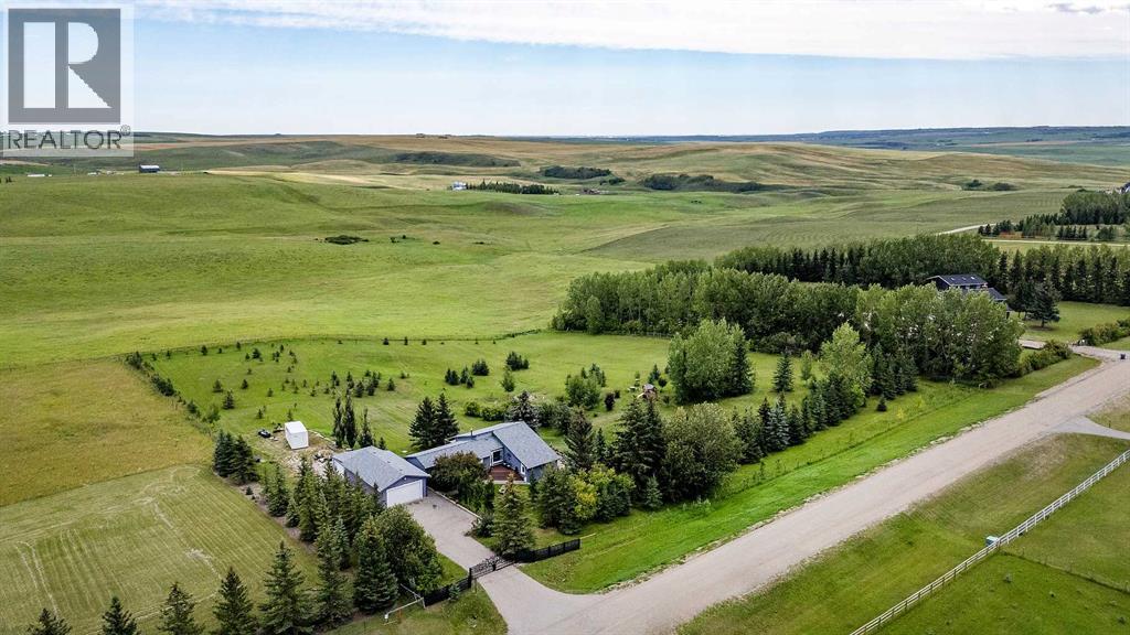Photo 5 of 104 Hill Spring Meadows, Rural Rocky View County AB