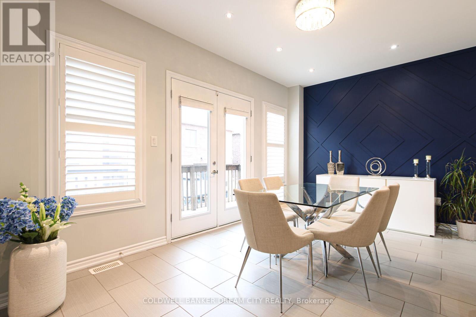 Photo 16 of 450 Brisdale Drive, Brampton ON