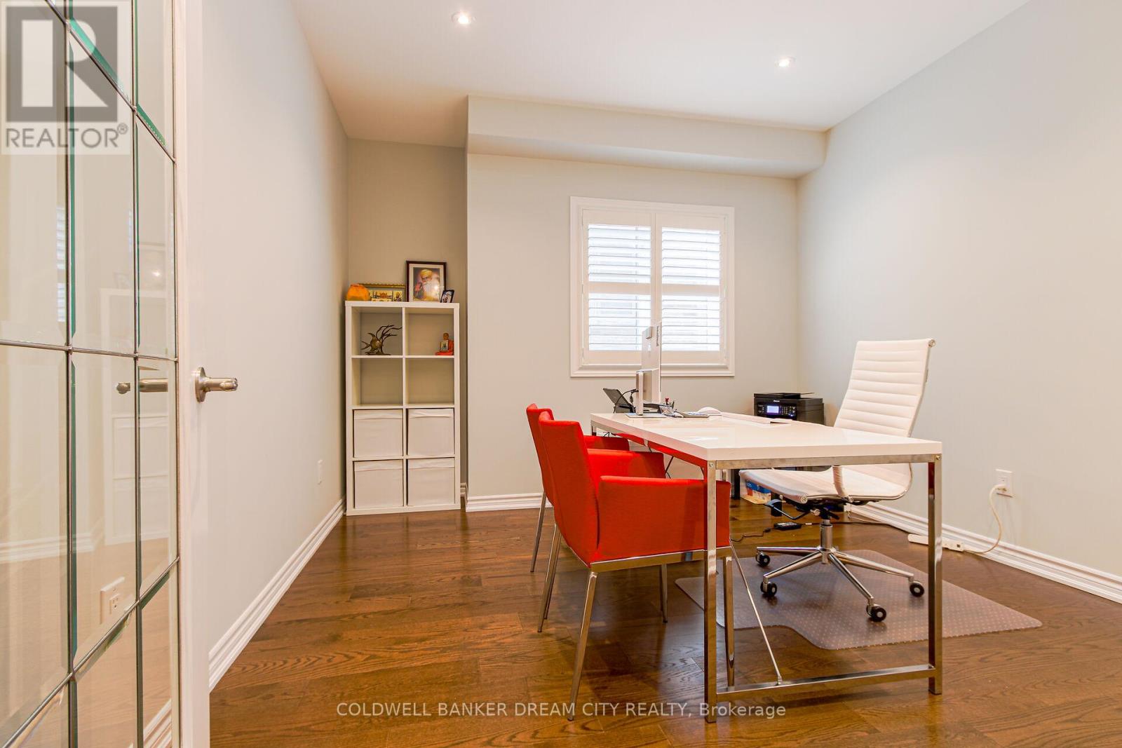 Photo 19 of 450 Brisdale Drive, Brampton ON
