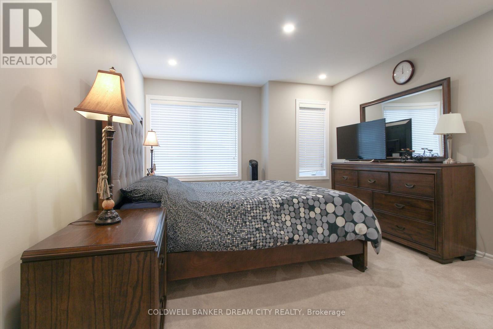 Photo 22 of 450 Brisdale Drive, Brampton ON