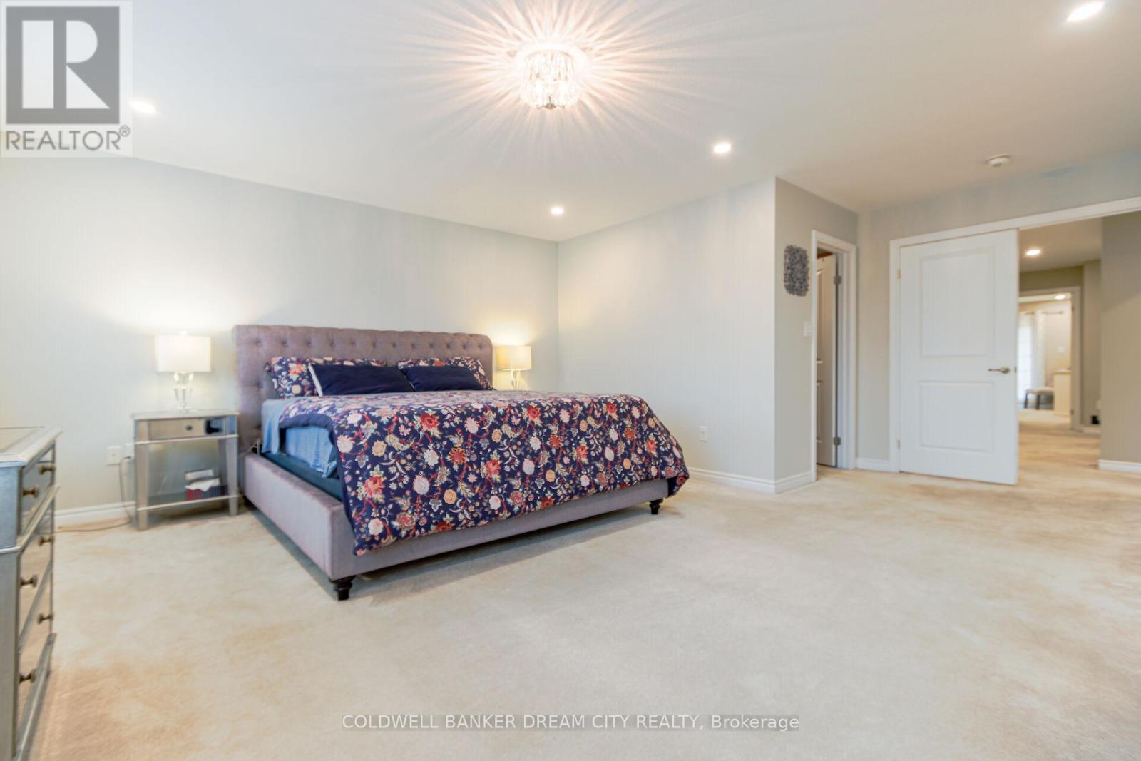 Photo 33 of 450 Brisdale Drive, Brampton ON