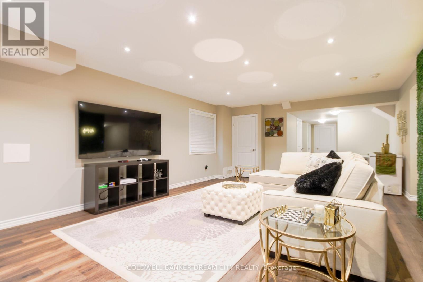 Photo 36 of 450 Brisdale Drive, Brampton ON