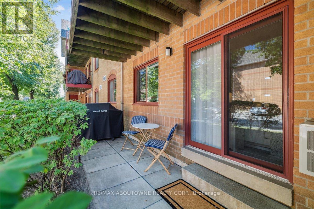 Photo 29 of 1111 1492 Pilgrims Way, Oakville ON