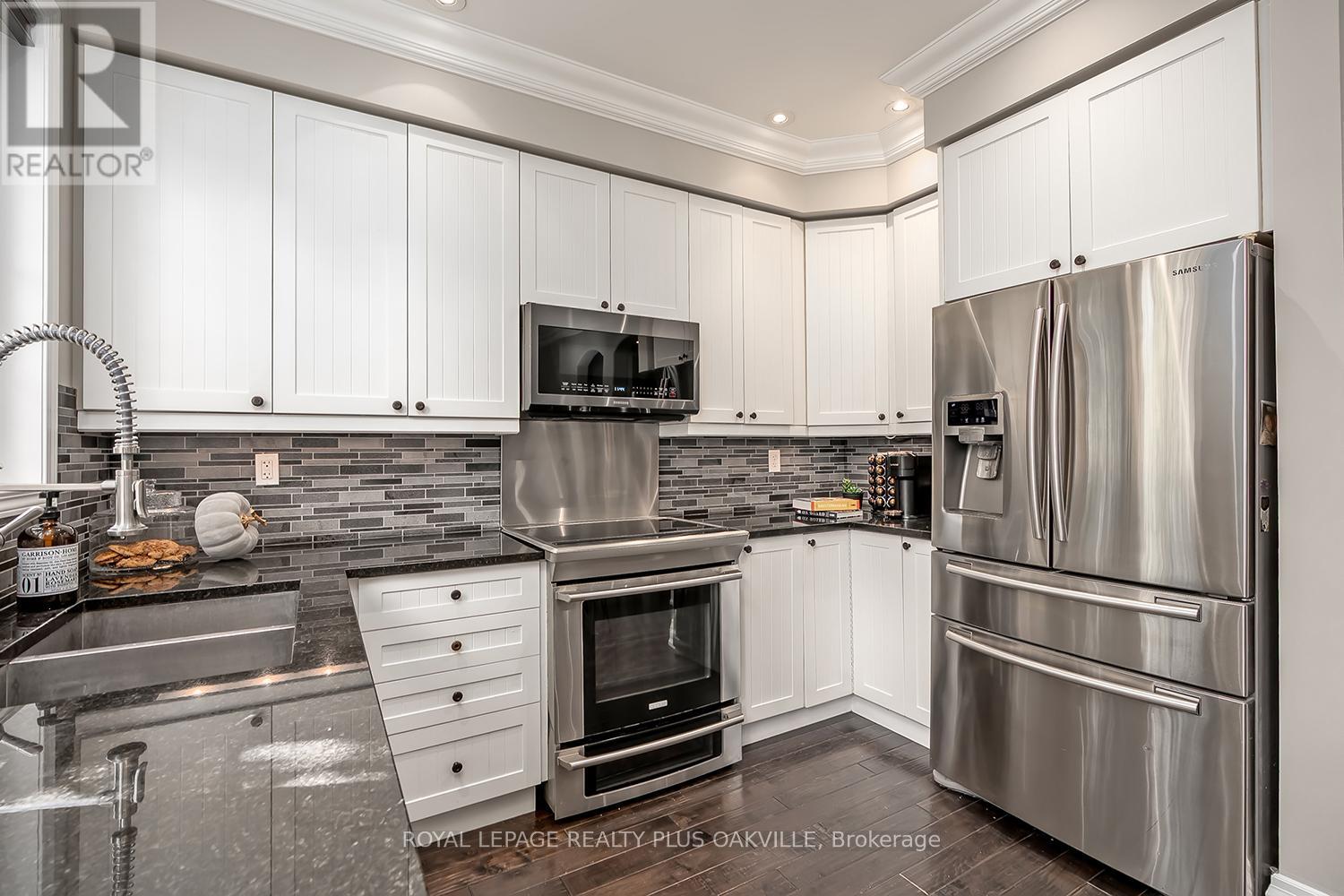 Photo 16 of 3174 Scotscraig Crescent, Oakville ON