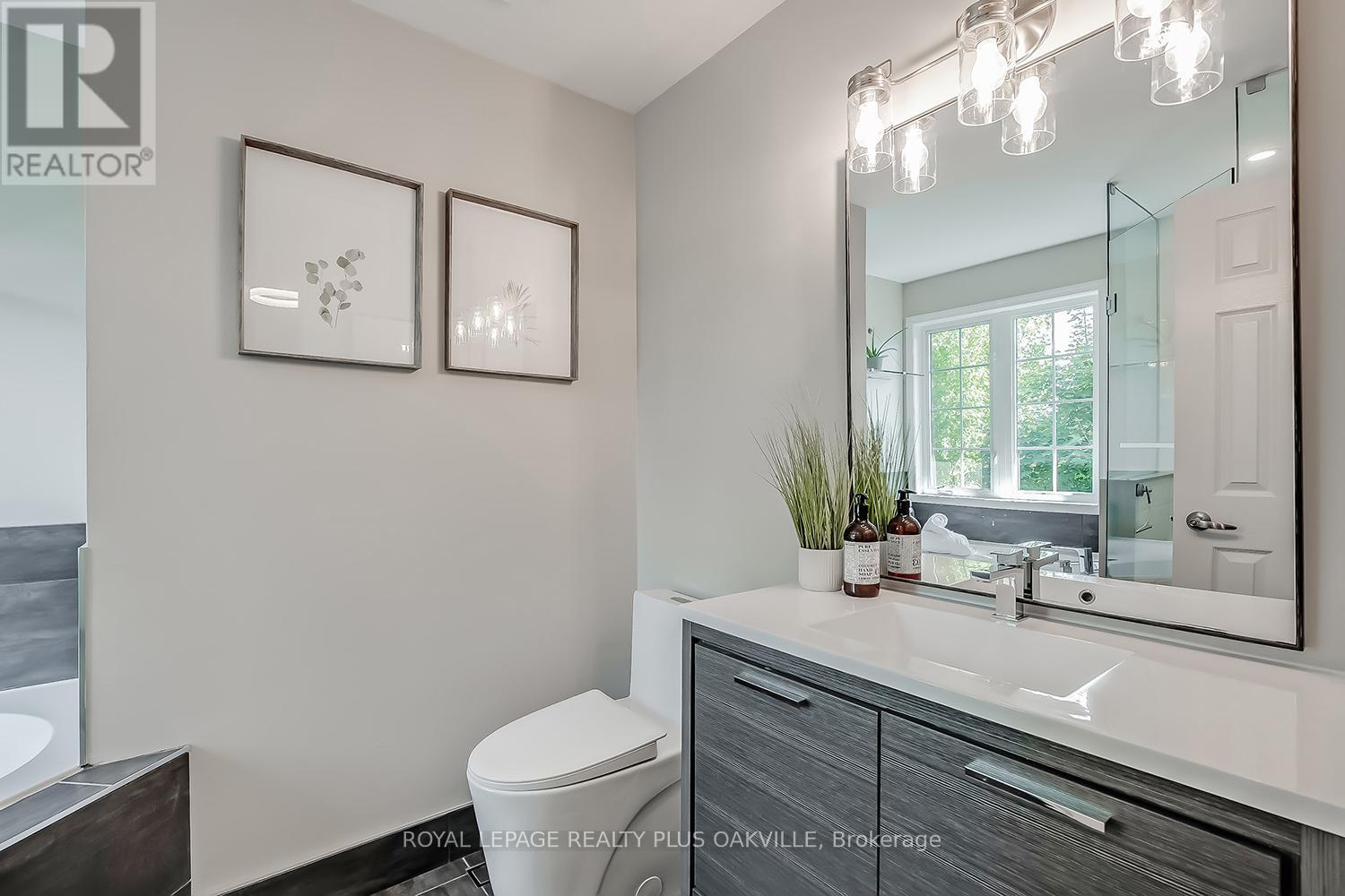 Photo 23 of 3174 Scotscraig Crescent, Oakville ON
