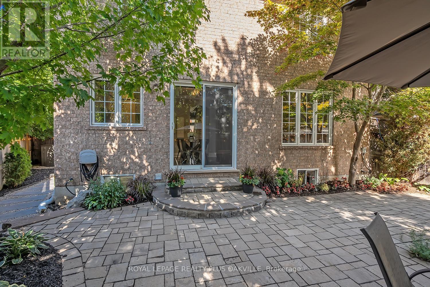 Photo 43 of 3174 Scotscraig Crescent, Oakville ON