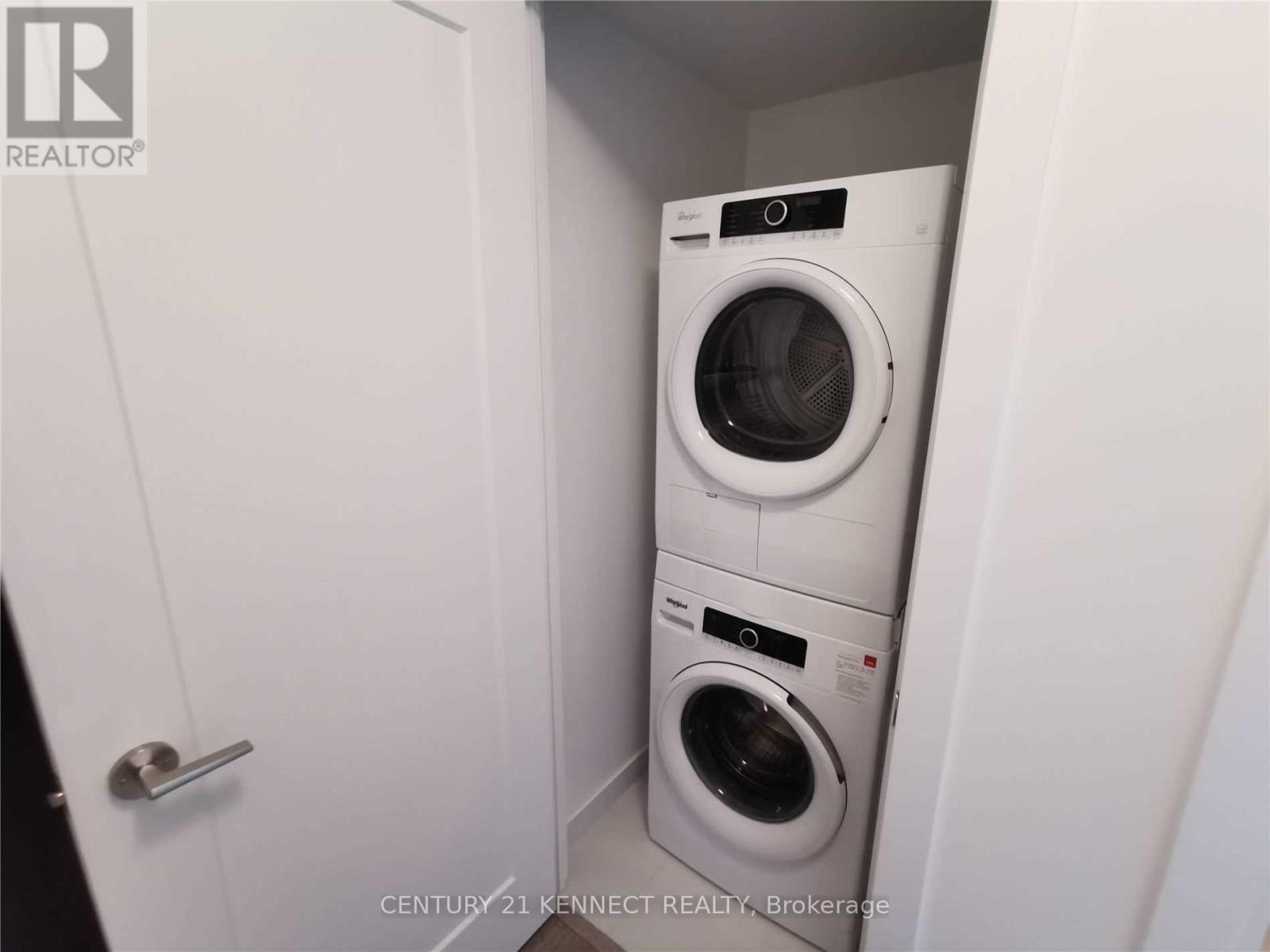 Photo 13 of 704 7 Mabelle Avenue, Toronto ON