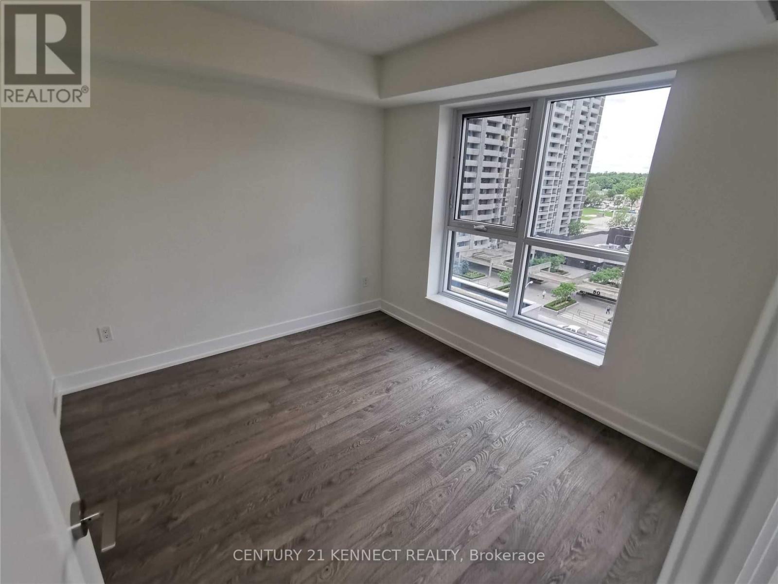 Photo 5 of 704 7 Mabelle Avenue, Toronto ON