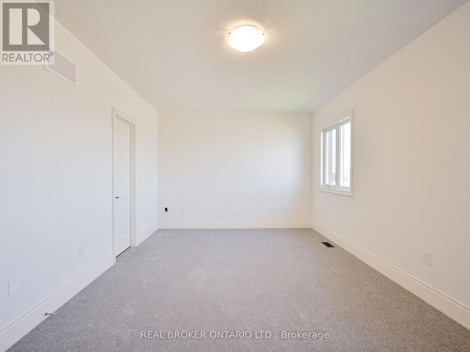 Photo 23 of 1555 Severn Drive, Milton ON