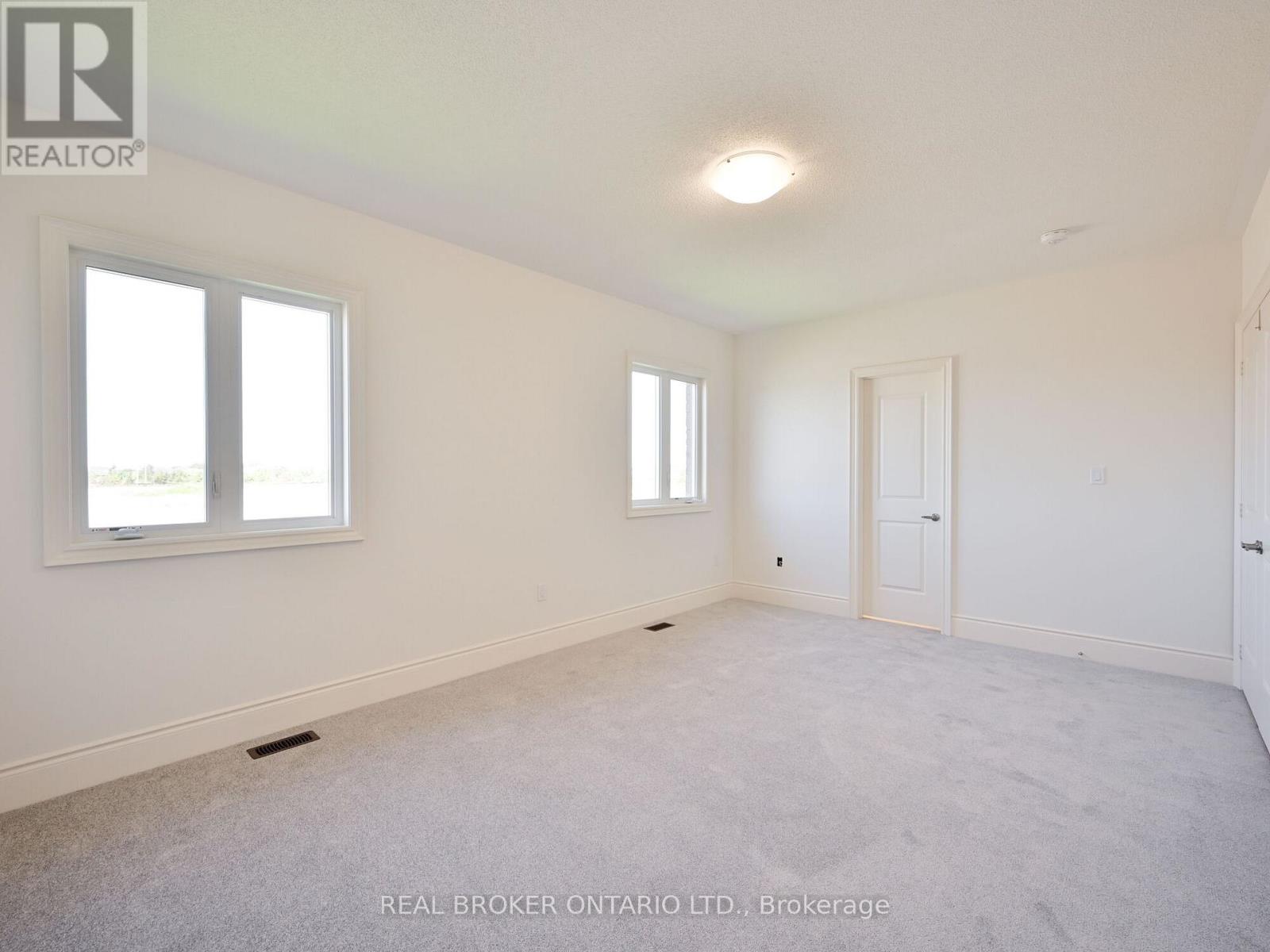 Photo 26 of 1555 Severn Drive, Milton ON