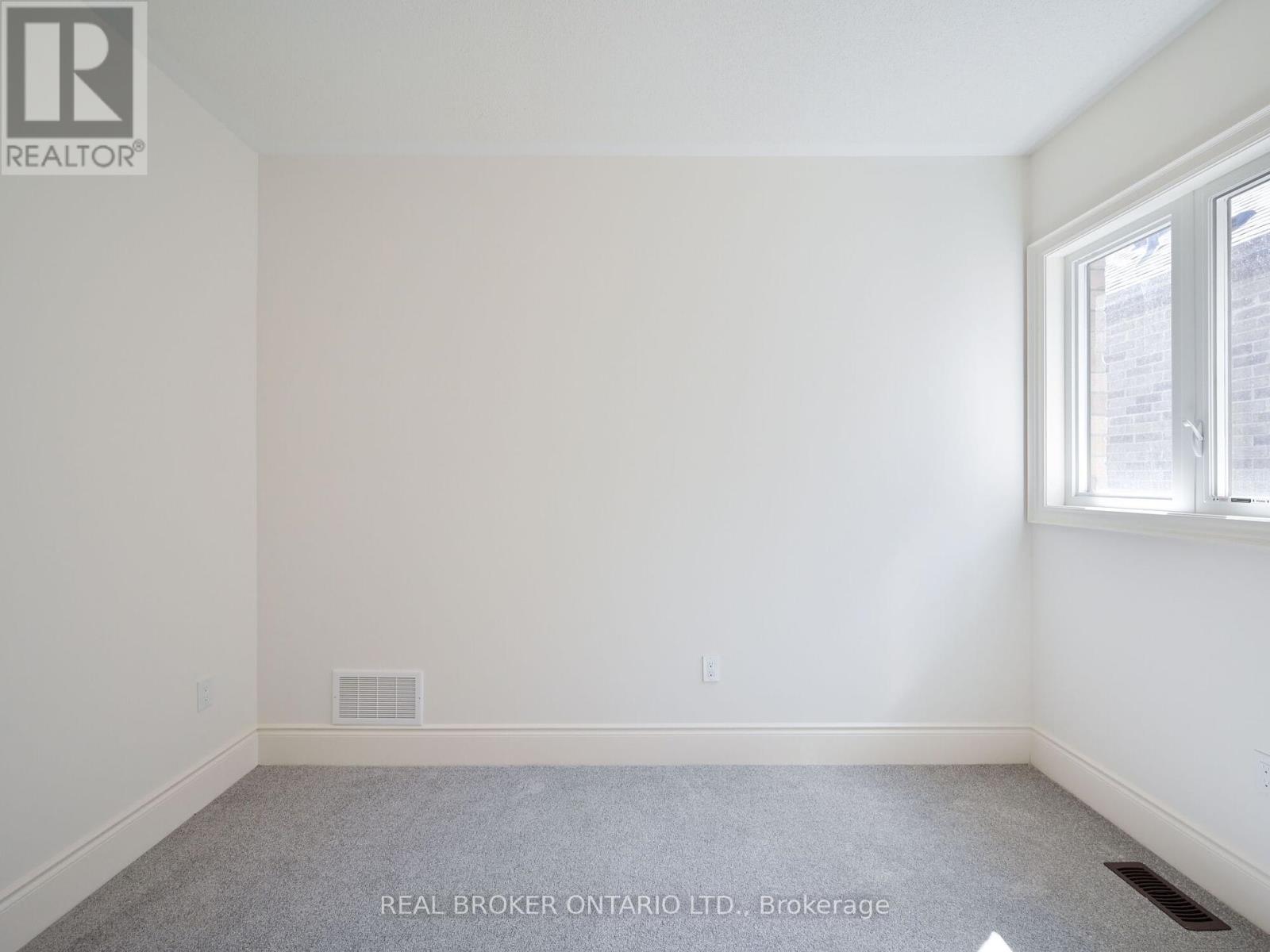 Photo 35 of 1555 Severn Drive, Milton ON