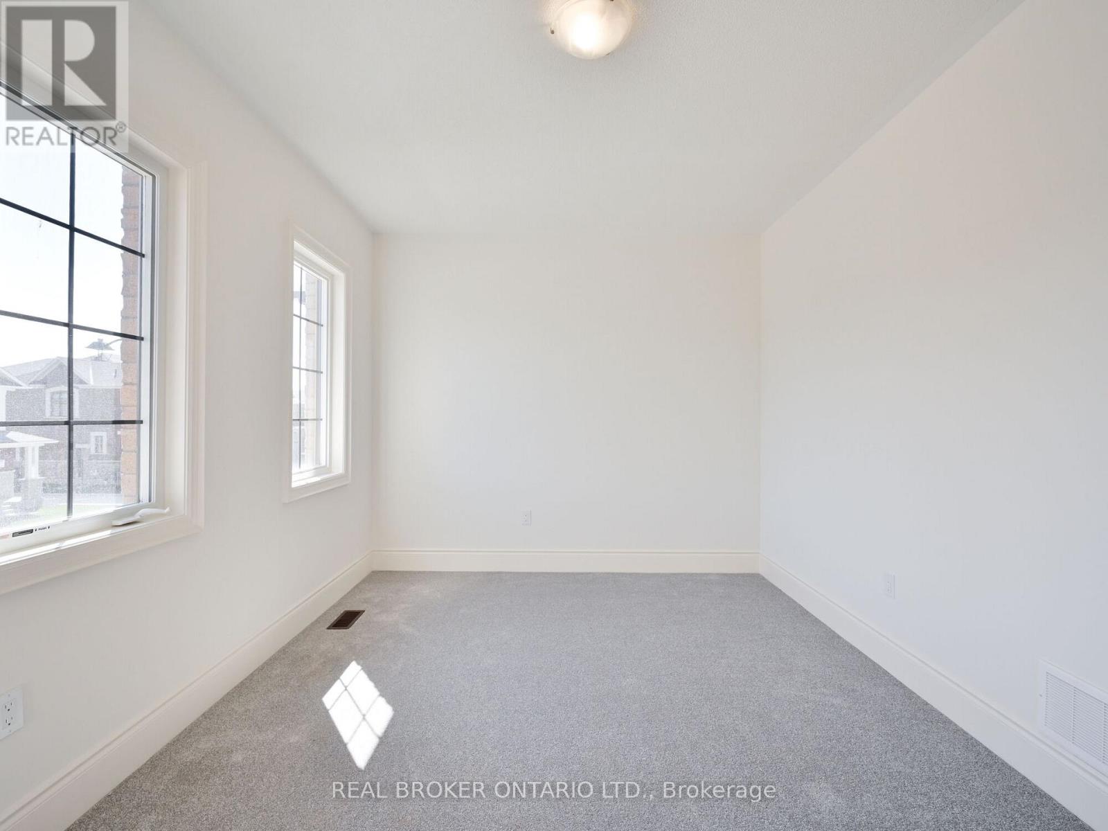 Photo 40 of 1555 Severn Drive, Milton ON
