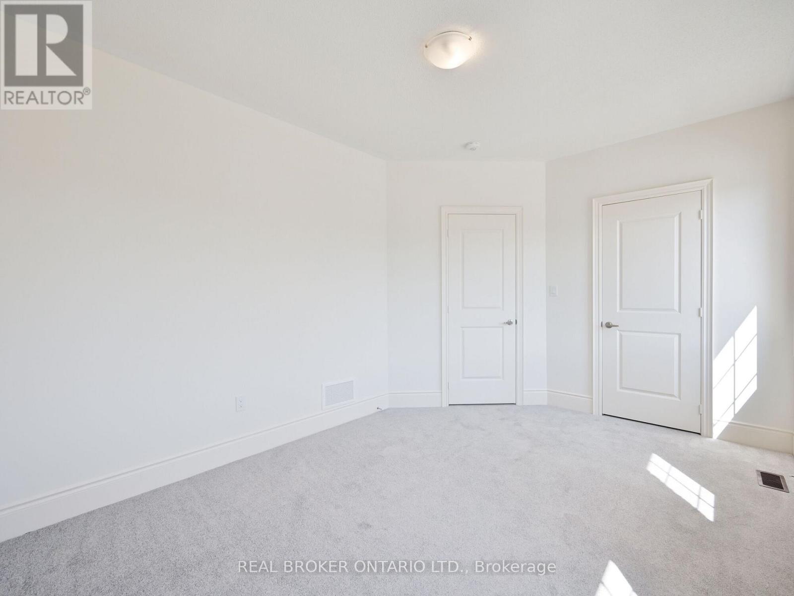 Photo 42 of 1555 Severn Drive, Milton ON