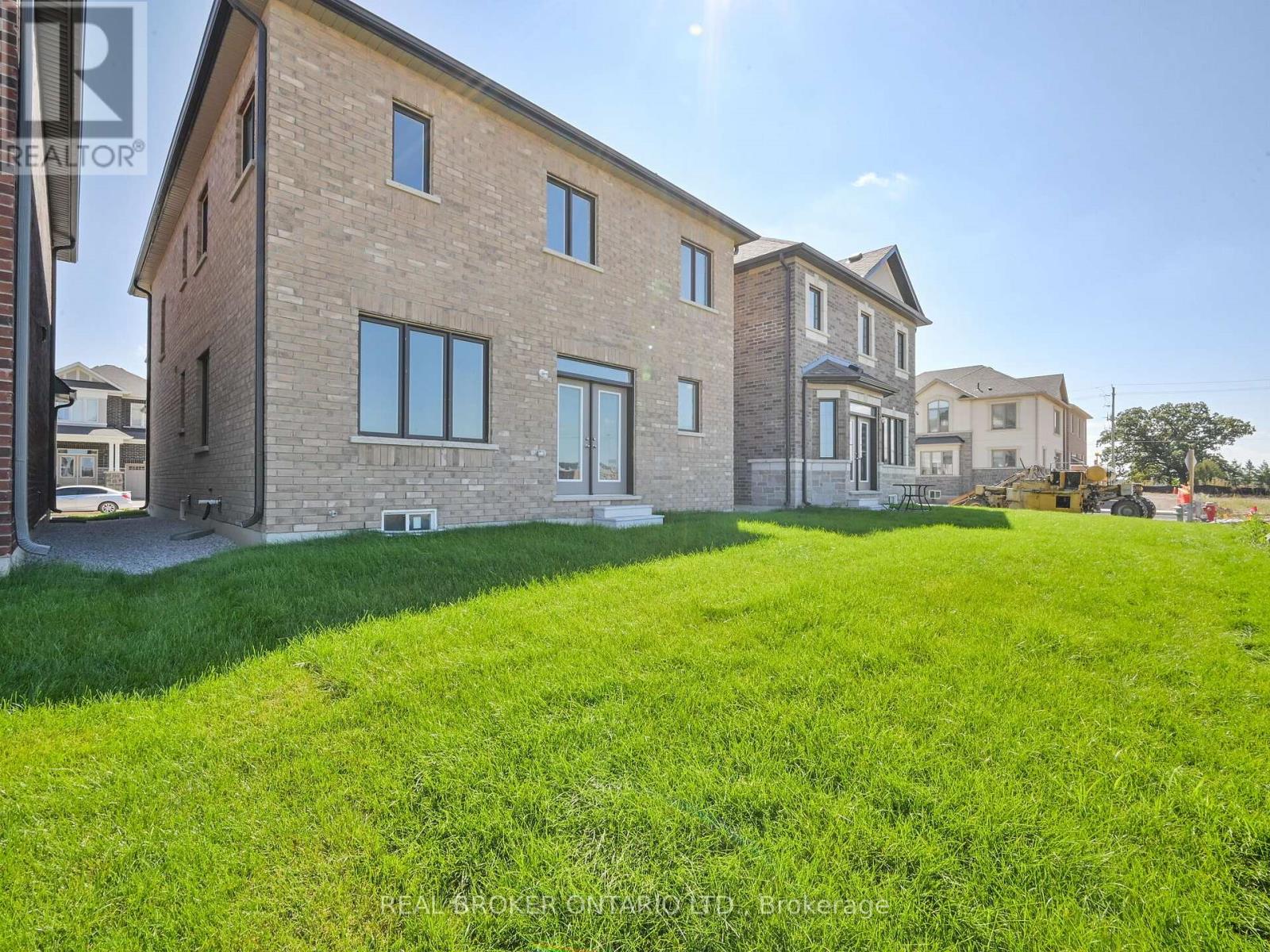 Photo 49 of 1555 Severn Drive, Milton ON