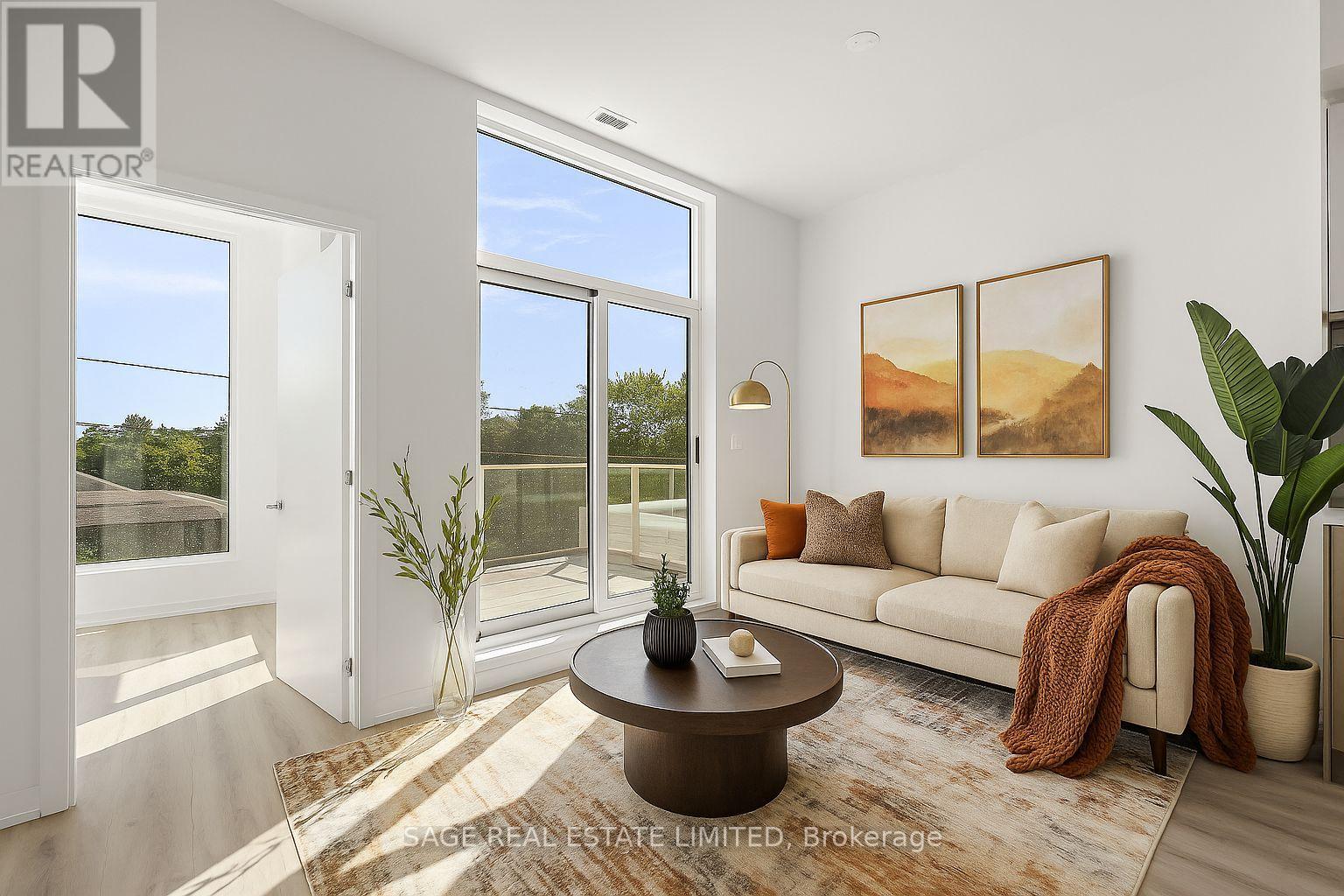 Photo 1 of 401 722 Marlee Avenue, Toronto ON
