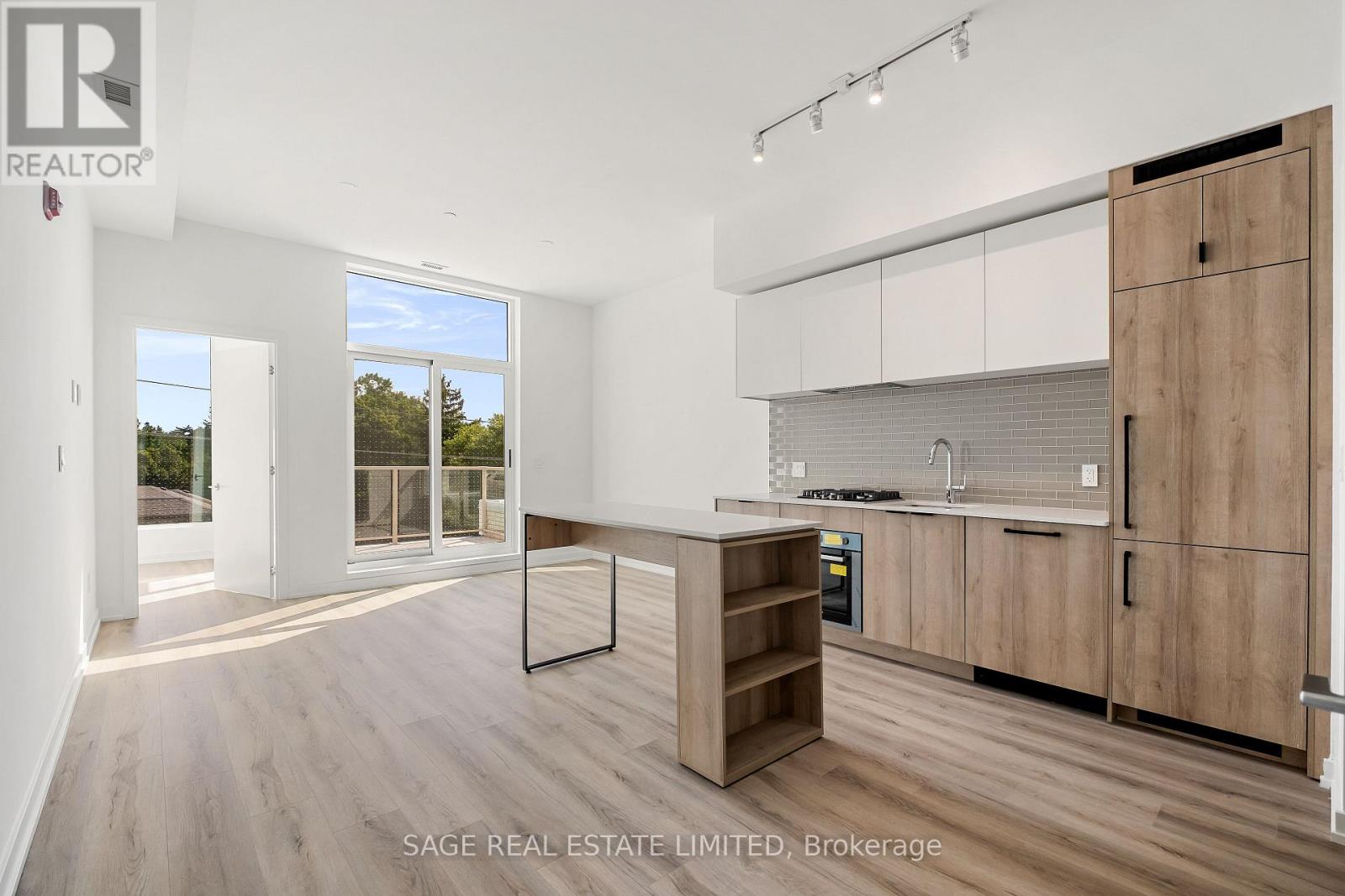 Photo 10 of 401 722 Marlee Avenue, Toronto ON