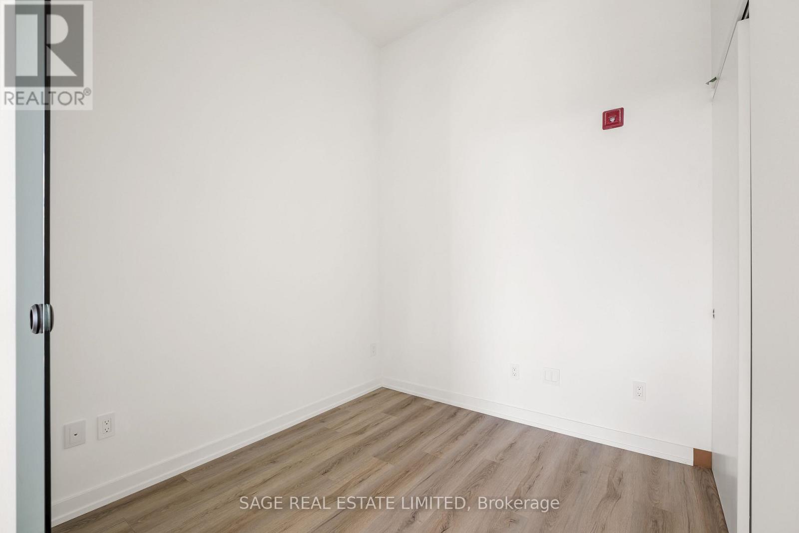 Photo 15 of 401 722 Marlee Avenue, Toronto ON