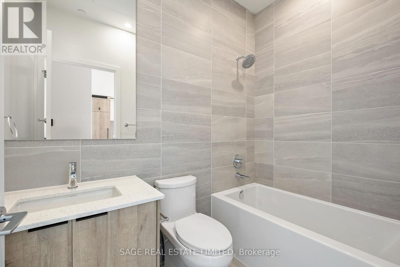 Photo 16 of 401 722 Marlee Avenue, Toronto ON