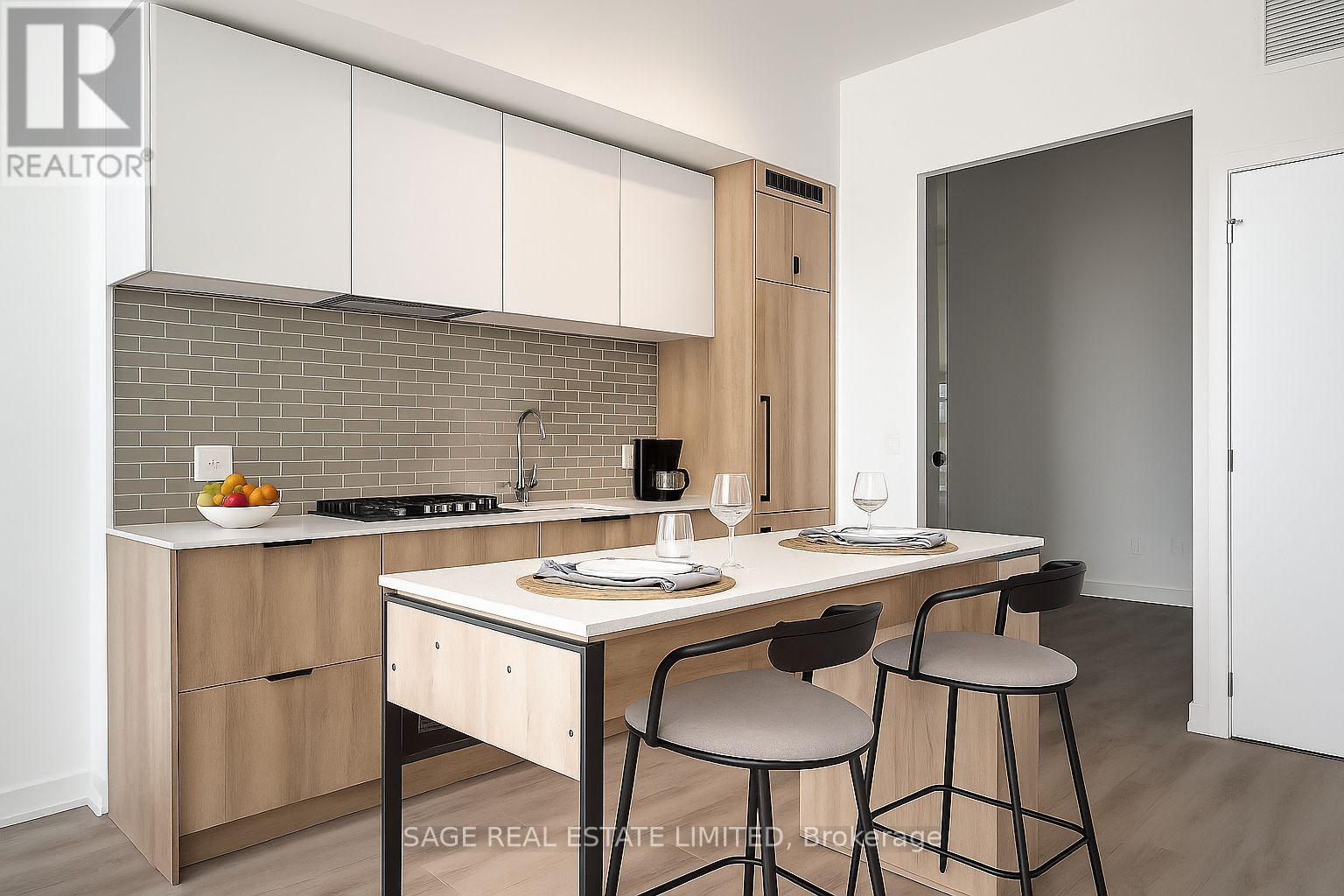 Photo 2 of 401 722 Marlee Avenue, Toronto ON