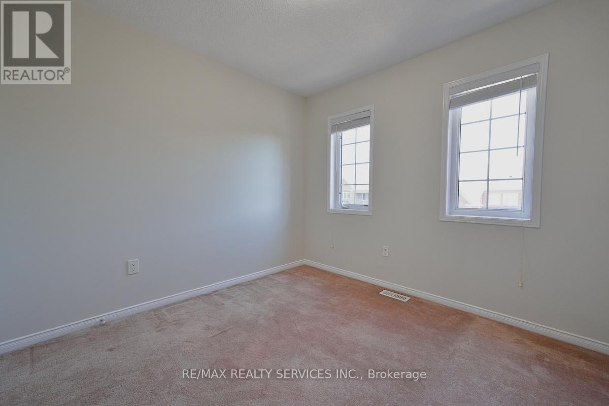 Photo 28 of 30 Loftsmoor Drive, Brampton ON