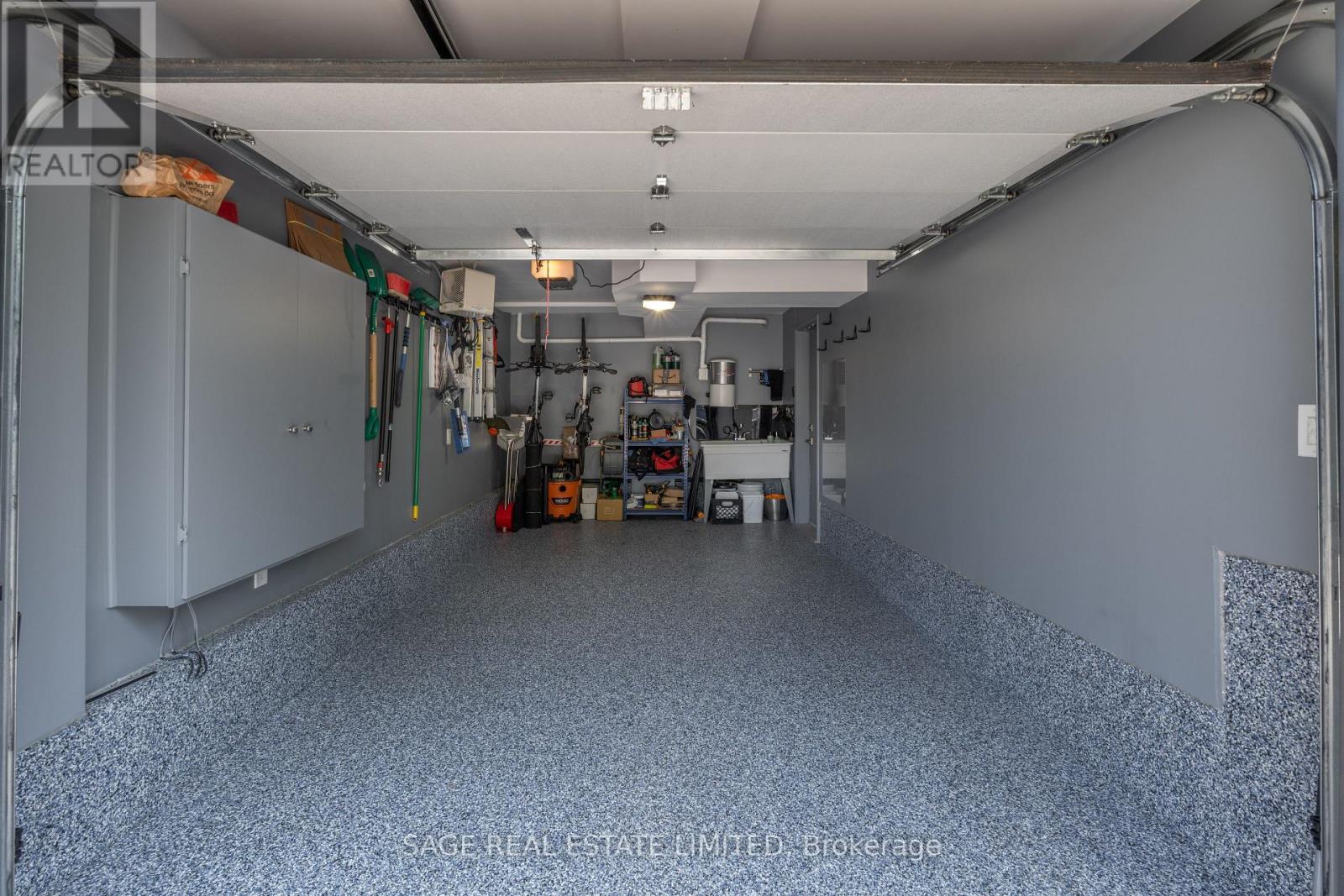 Photo 42 of 81 B Seventeenth Street, Toronto ON